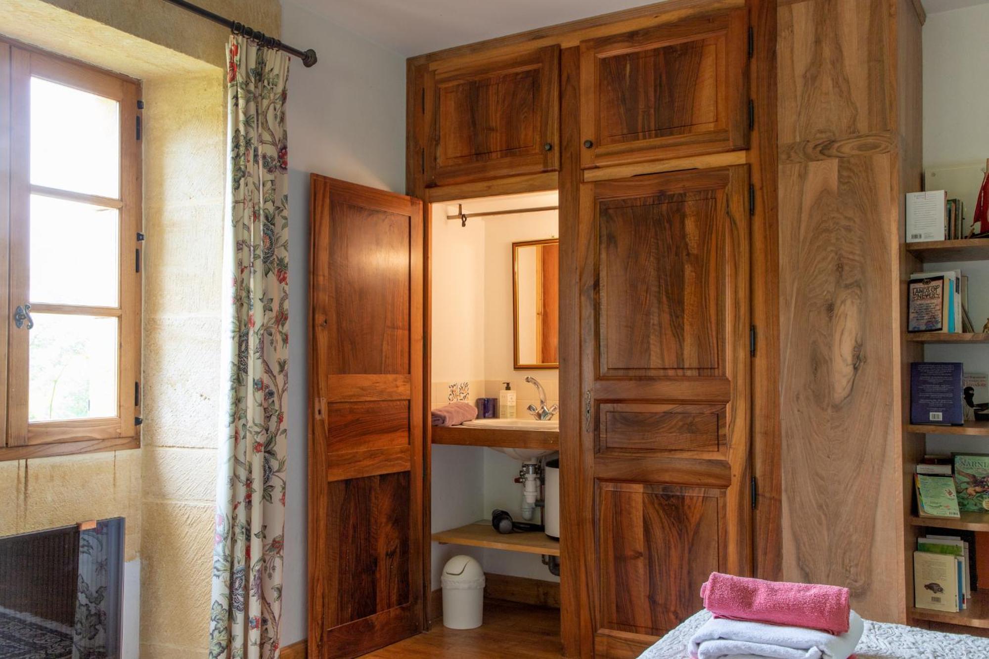 Chambres D'Hotes Avec Piscine La Rossillonie Beynac-et-Cazenac Room photo